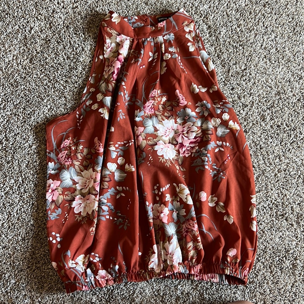 Large high neck tank. Rust color with flowers.